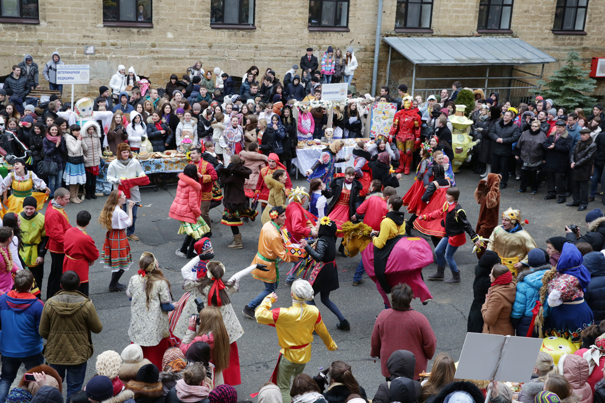 ???????????? ?.?. ?????????? (???????? ?? ???????????????? ?????????? ???????) ???????????? ?.?. ?????????? (???????? ?? ???????????????? ?????????? ???????)